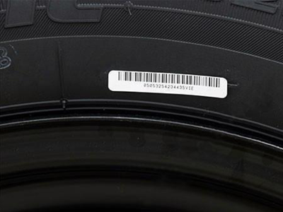 轮胎硫化不干胶标签使用的是什么特性标签